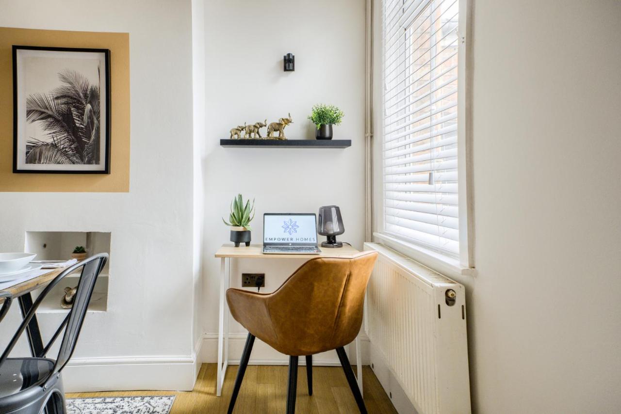 Coventry Fashionable House, City Centre, Free Parking, Sleeps 4, By Empower Homes Экстерьер фото