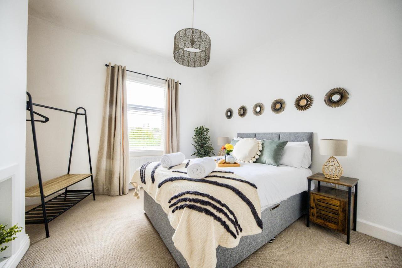 Coventry Fashionable House, City Centre, Free Parking, Sleeps 4, By Empower Homes Экстерьер фото